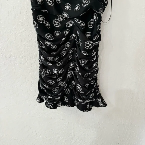 Lush Black White Floral Print Cami Ruched Flutter Mini Dress S - Picture 4 of 12